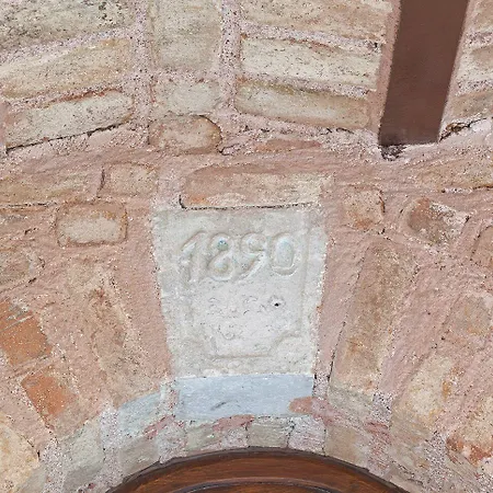 Celine - Ottoman Mansion Hotell