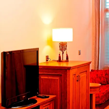 Celine - Ottoman Mansion