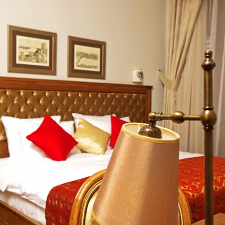 Celine - Ottoman Mansion Istambul