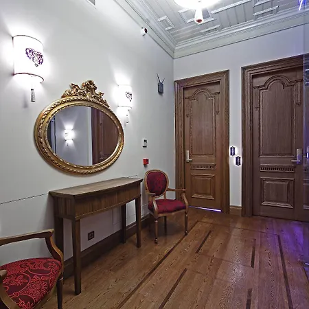 Celine - Ottoman Mansion 3*