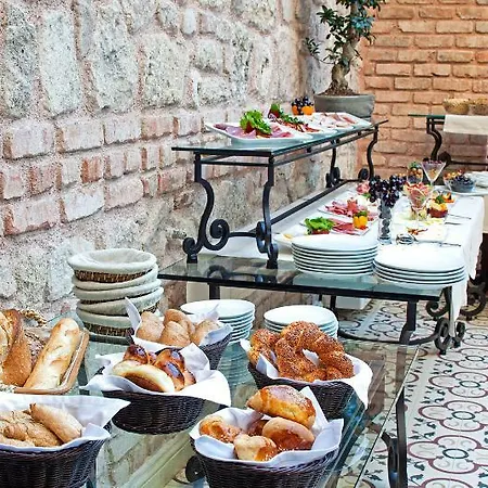 セリーヌ オットマン マンション